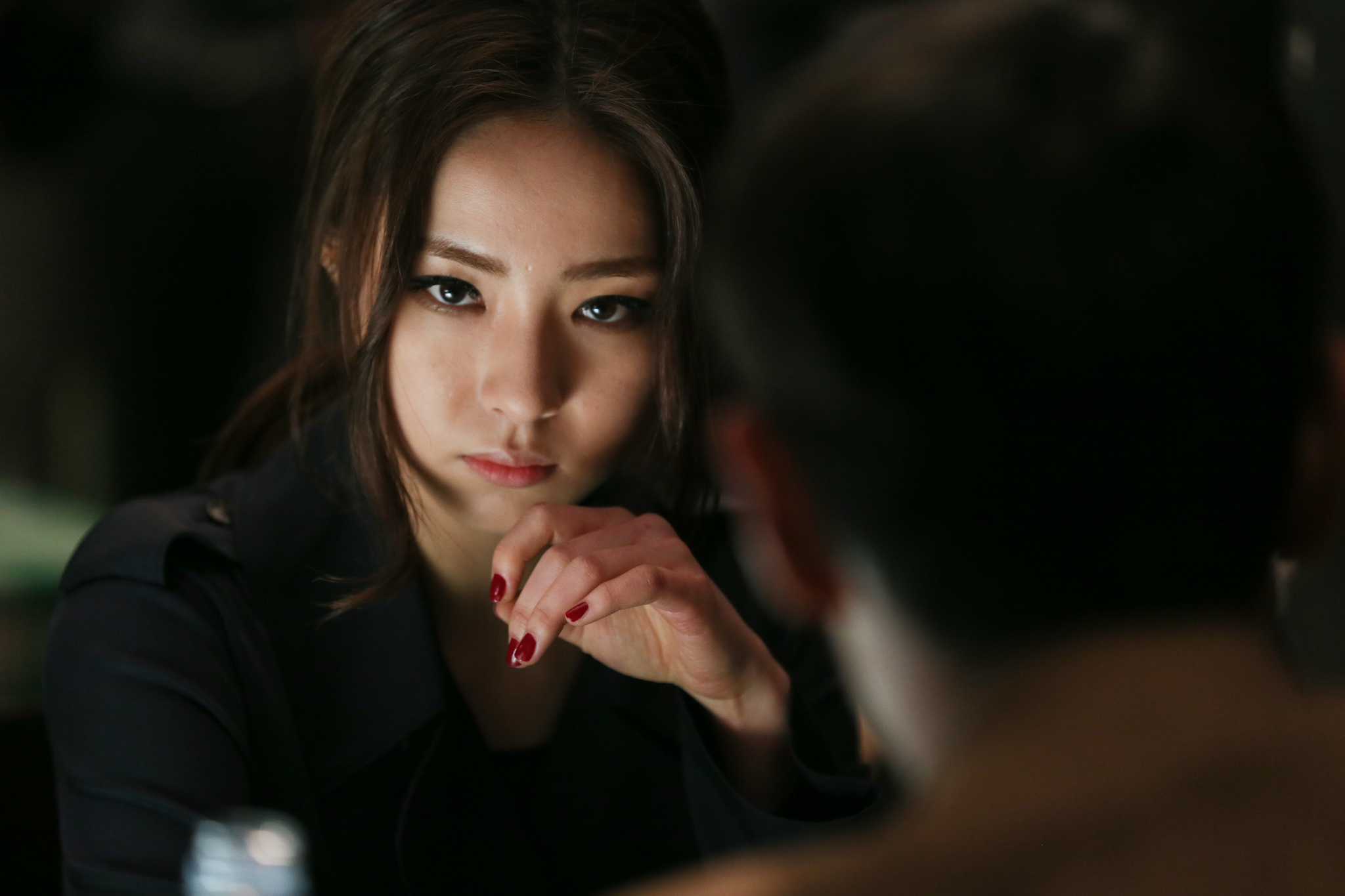 Still of Se-Kyung Shin in Tajja: sineui son (2014)