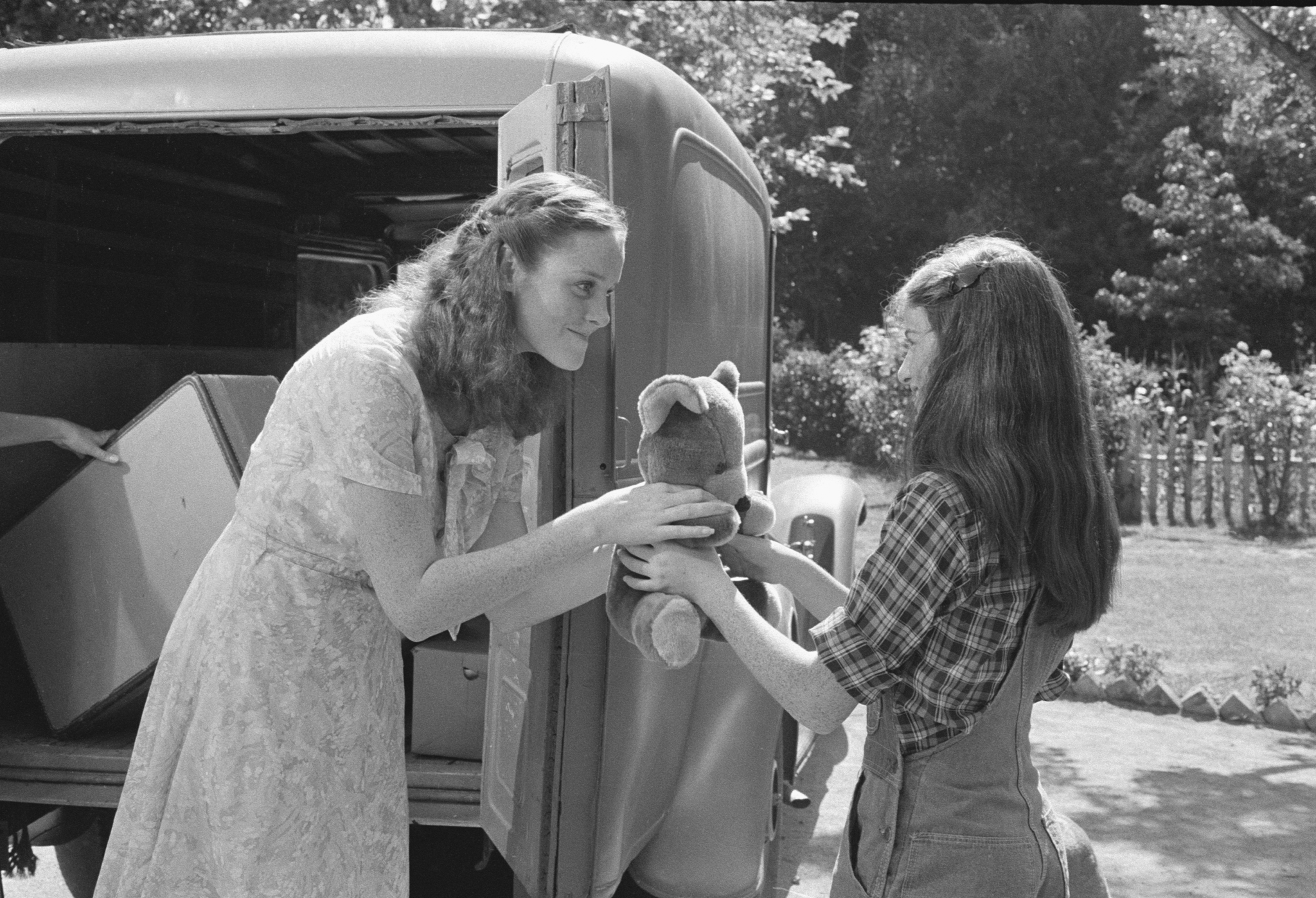 Still of Kami Cotler, Mary McDonough, Elizabeth Walton and Erin Walton in The Waltons (1971)