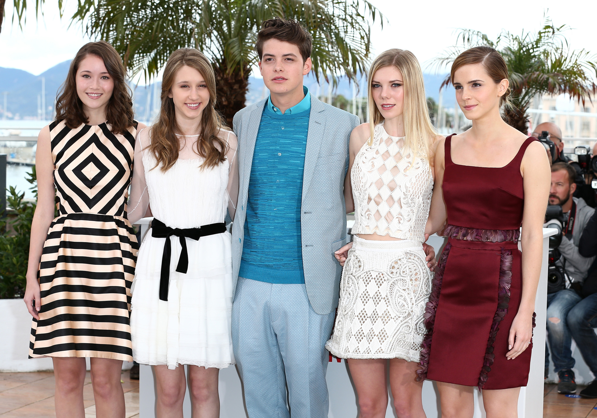Emma Watson, Israel Broussard, Katie Chang and Claire Julien at event of Elitinis jaunimas (2013)