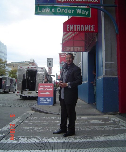 Carl Ducena on set in NYC.... #carlducena #lawandordersvu #onset #newyorkcity