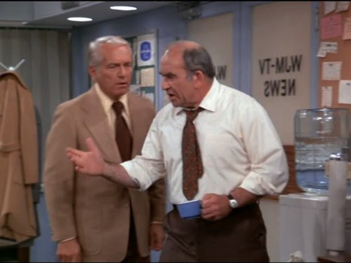 Still of Edward Asner and Ted Knight in Mary Tyler Moore (1970)