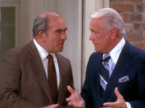 Still of Edward Asner and Ted Knight in Mary Tyler Moore (1970)