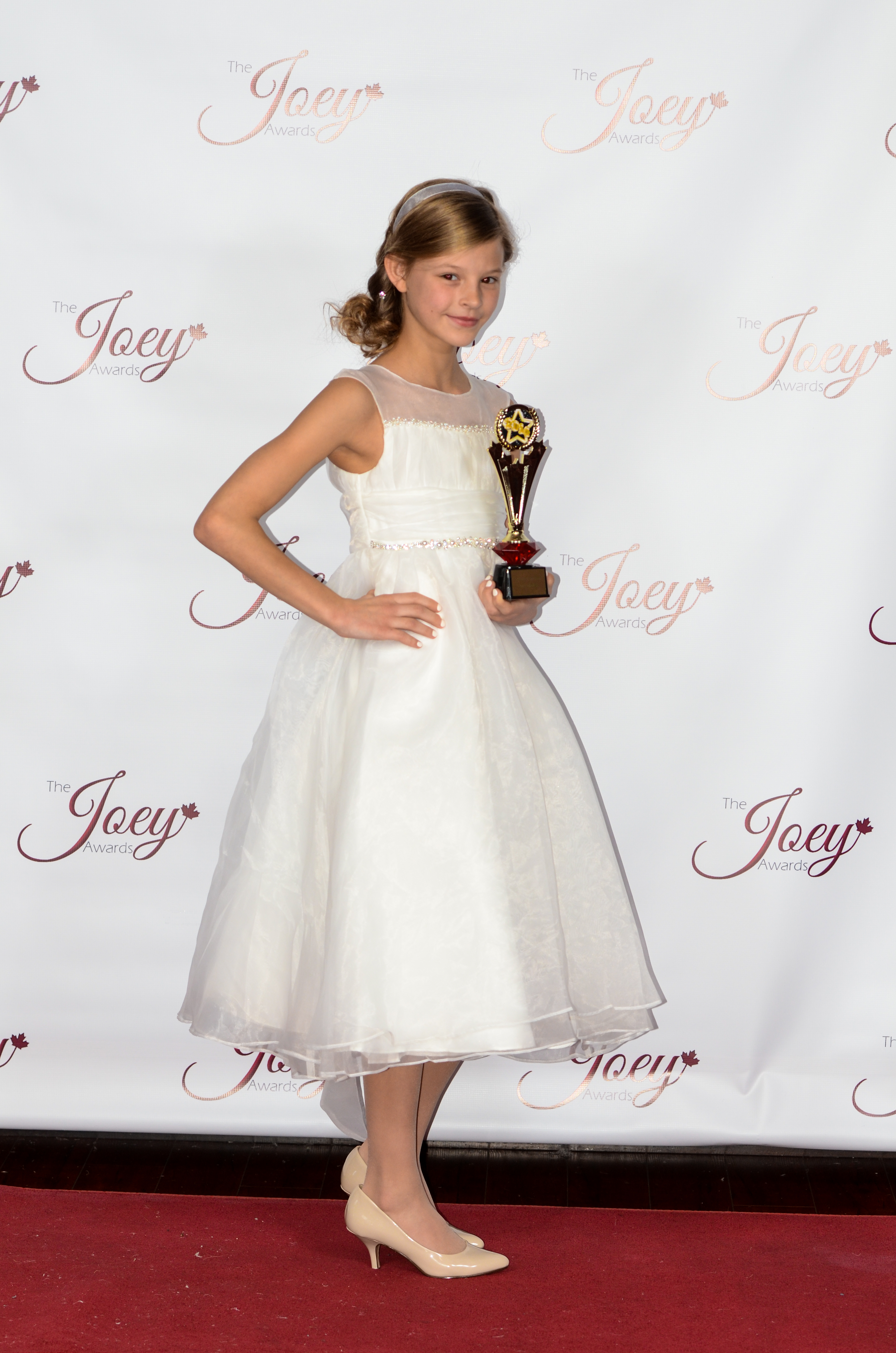 Peyton Kennedy at the inaugural Joey Awards on November 16, 2014, winner of Best Young Actress in a Feature Film Principal or Supporting Role
