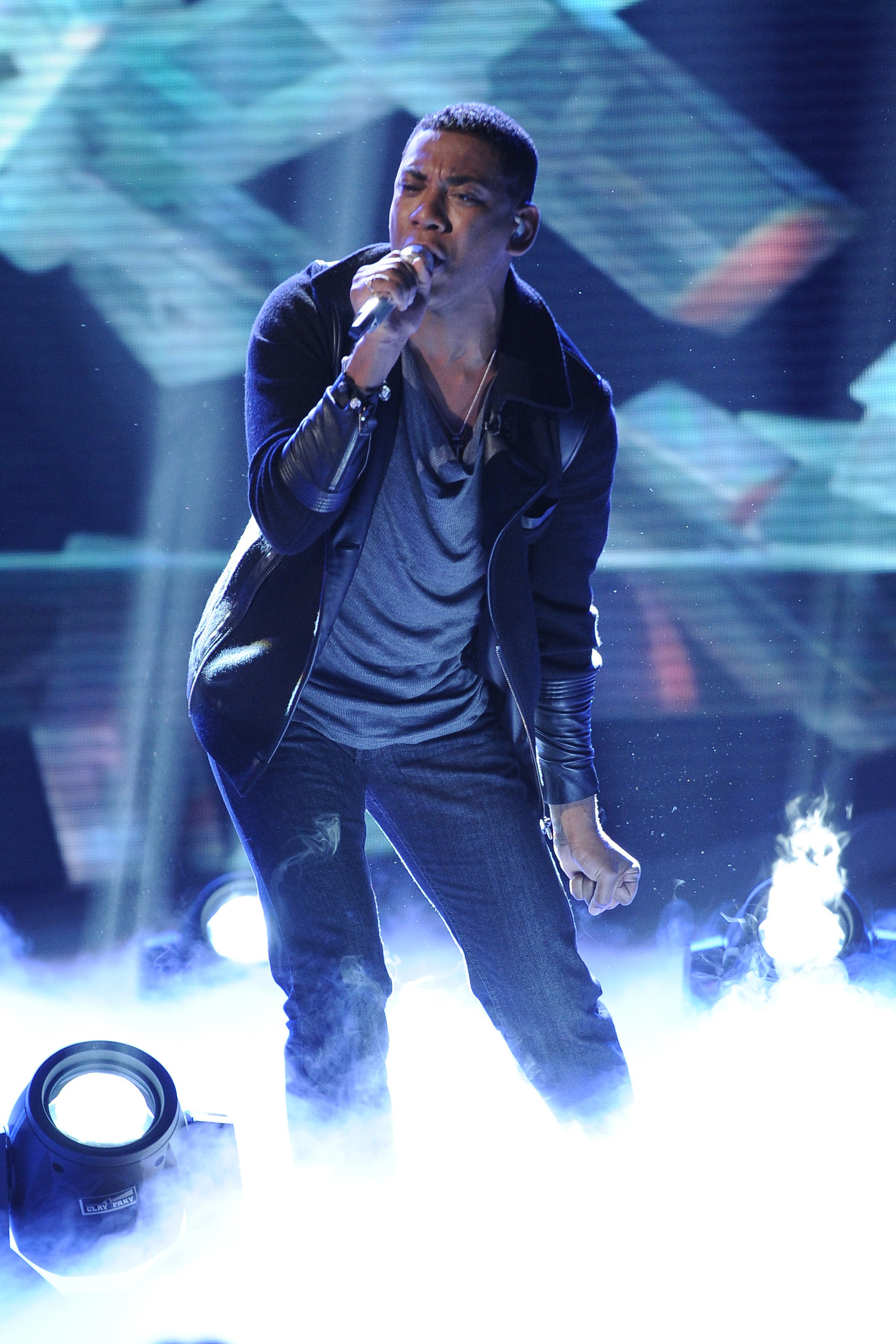 Joshua Ledet at event of American Idol: The Search for a Superstar (2002)