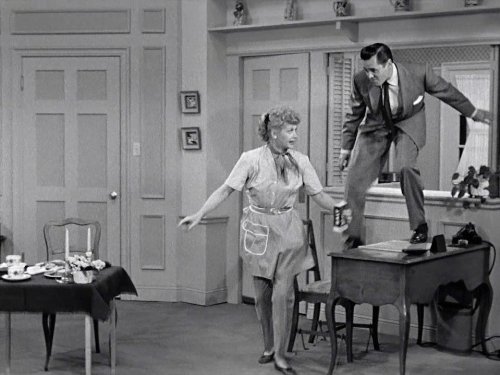 Still of Desi Arnaz and Lucille Ball in I Love Lucy (1951)