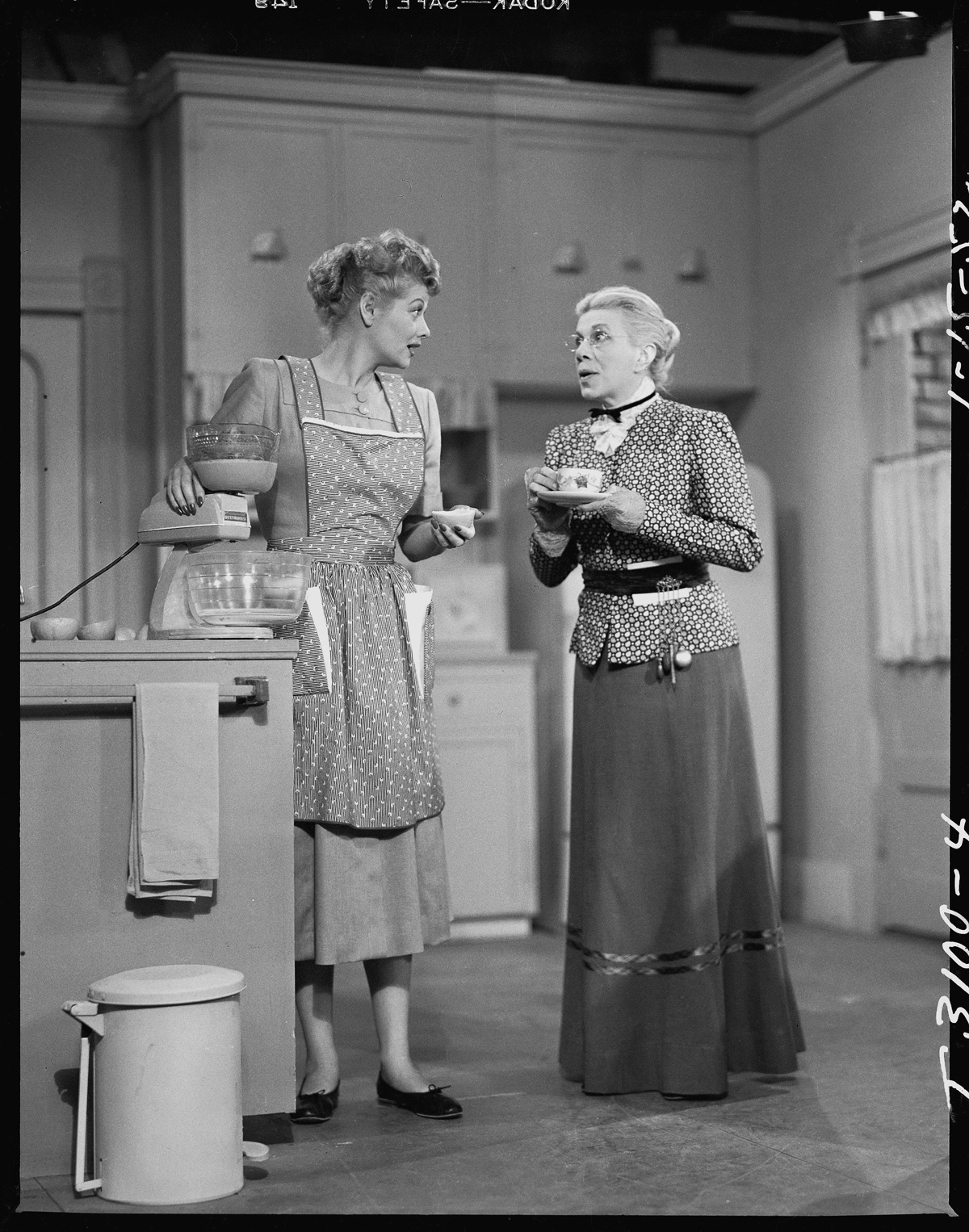 Still of Lucille Ball and Bea Benaderet in I Love Lucy (1951)