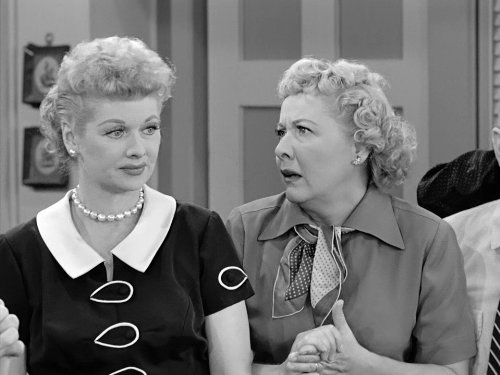 Still of Lucille Ball and Vivian Vance in I Love Lucy (1951)