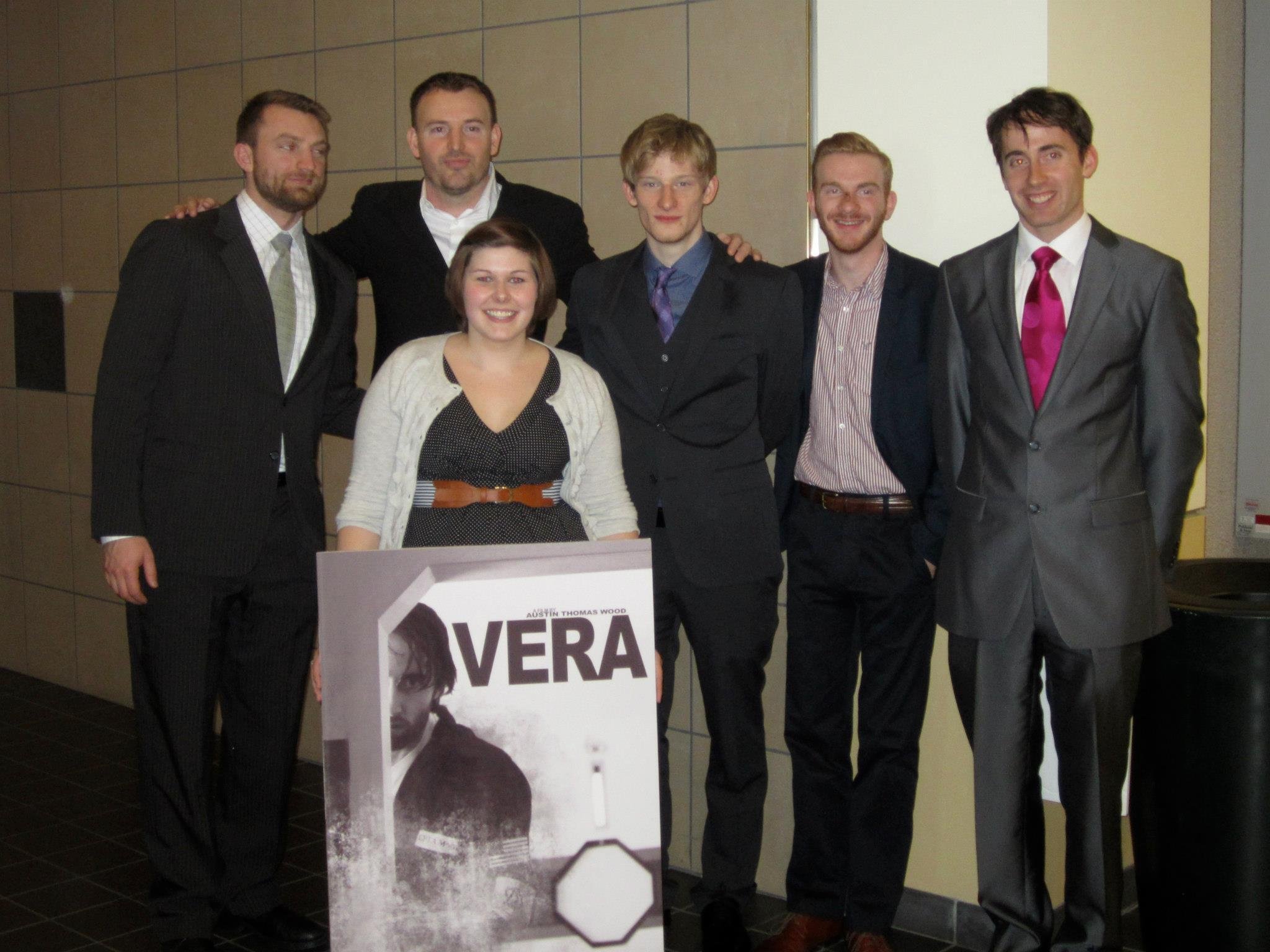 Aaron Mager, Jack Piatt, April Gray, Matthew Wozniak, Austin Thomas Wood and Robert Brettenaugh at event of Vera.