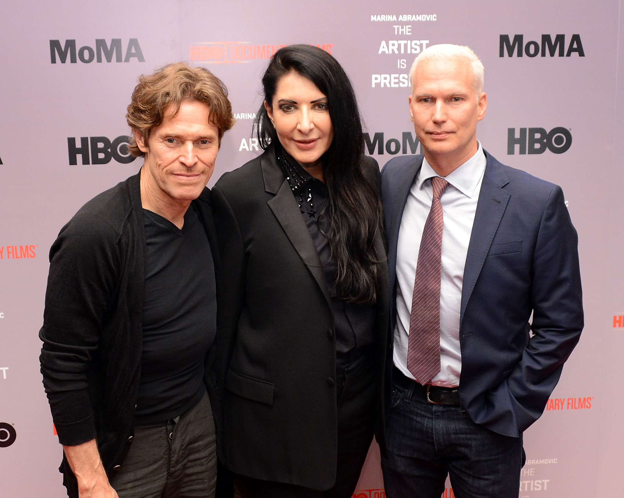 Willem Dafoe, Marina Abramovic and Klaus Biesenbach at event of Marina Abramovic: The Artist Is Present (2012)