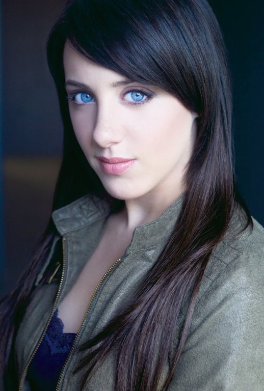 Torianna dark brown hair Headshot while working on NBC Hannibal T.V series 2013