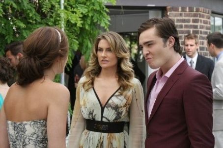 Ed Westwick and Madchen Amick - Gossip Girl