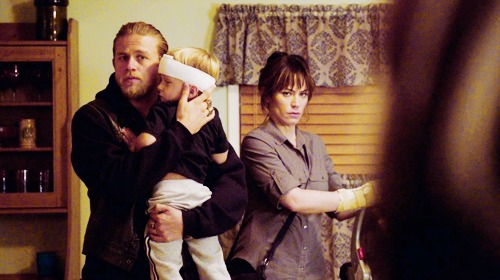 Evan Londo, Charlie Hunnam, and Maggie Siff on Sons of Anarchy