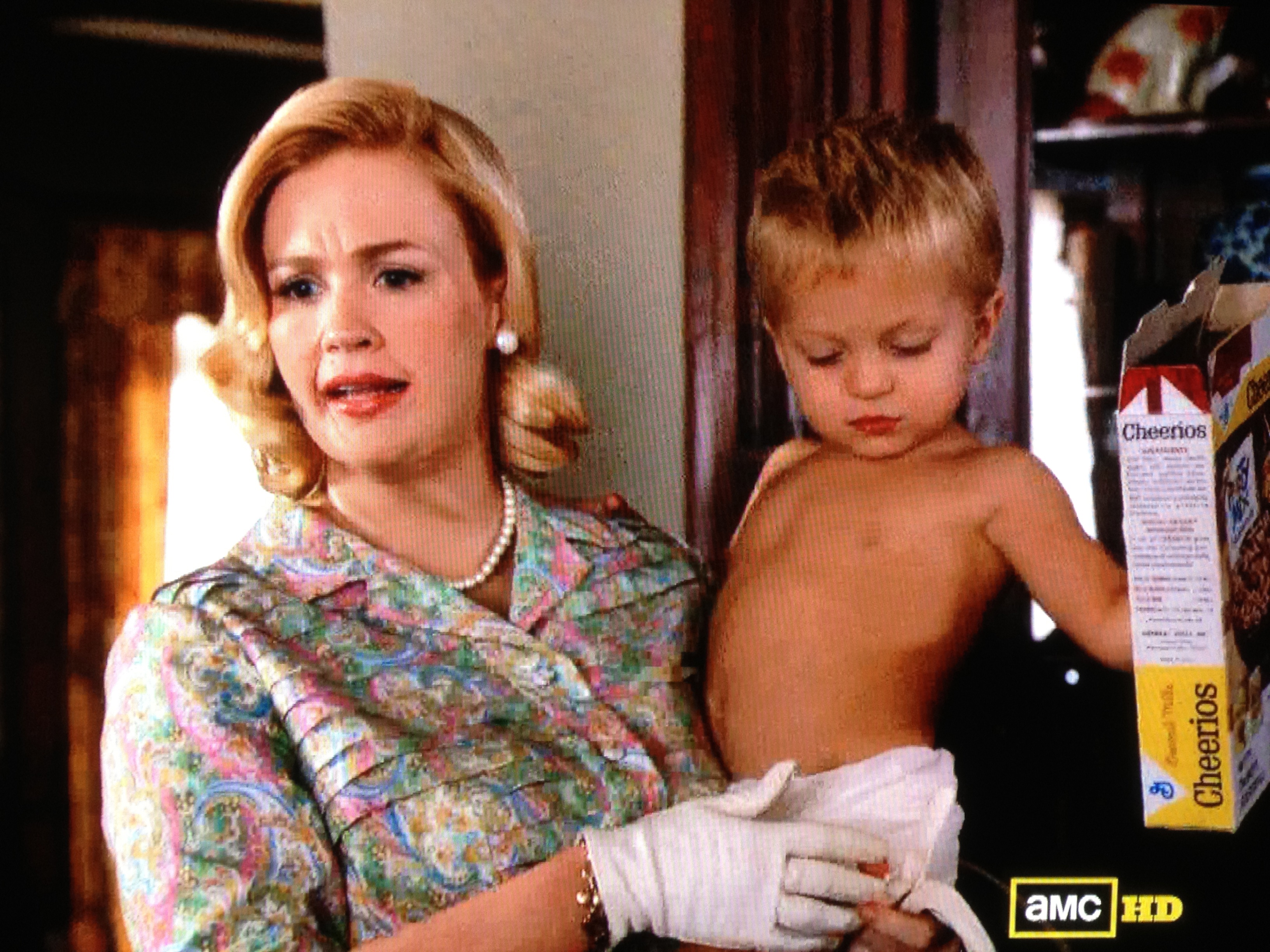 January Jones and Evan Londo on MadMen Season 4