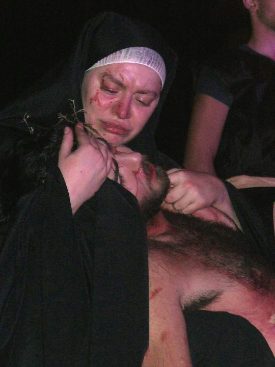 Rocio Sueiro as Virgin Mary on stage in Buenos Aires.