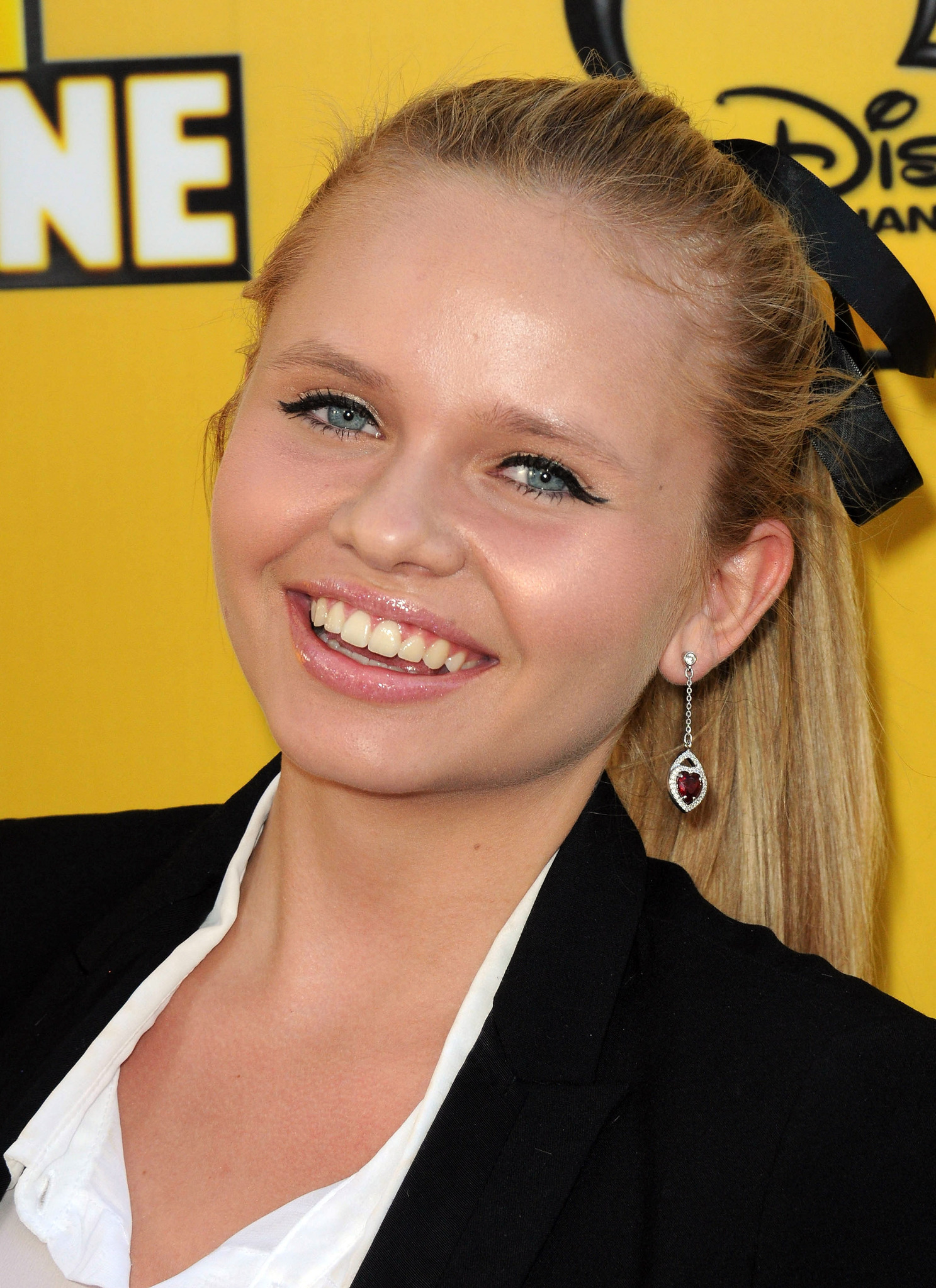 Alli Simpson at event of Let It Shine (2012)