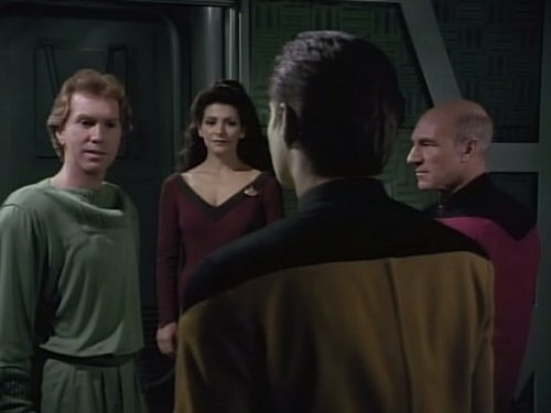Still of Marina Sirtis, Brent Spiner, Patrick Stewart and Harry Groener in Star Trek: The Next Generation (1987)
