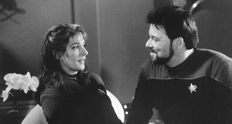 Still of Jonathan Frakes and Marina Sirtis in Star Trek: Insurrection (1998)