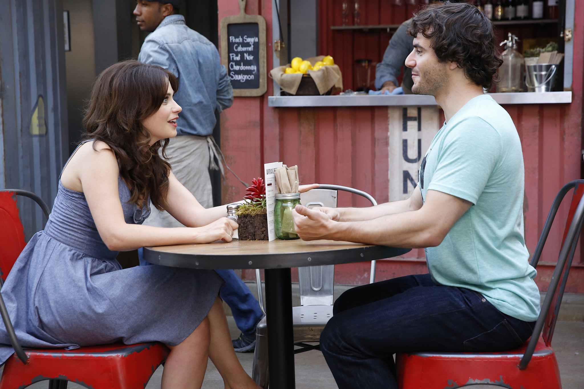 Still of Zooey Deschanel and Ryan O'Flanagan in New Girl (2011)