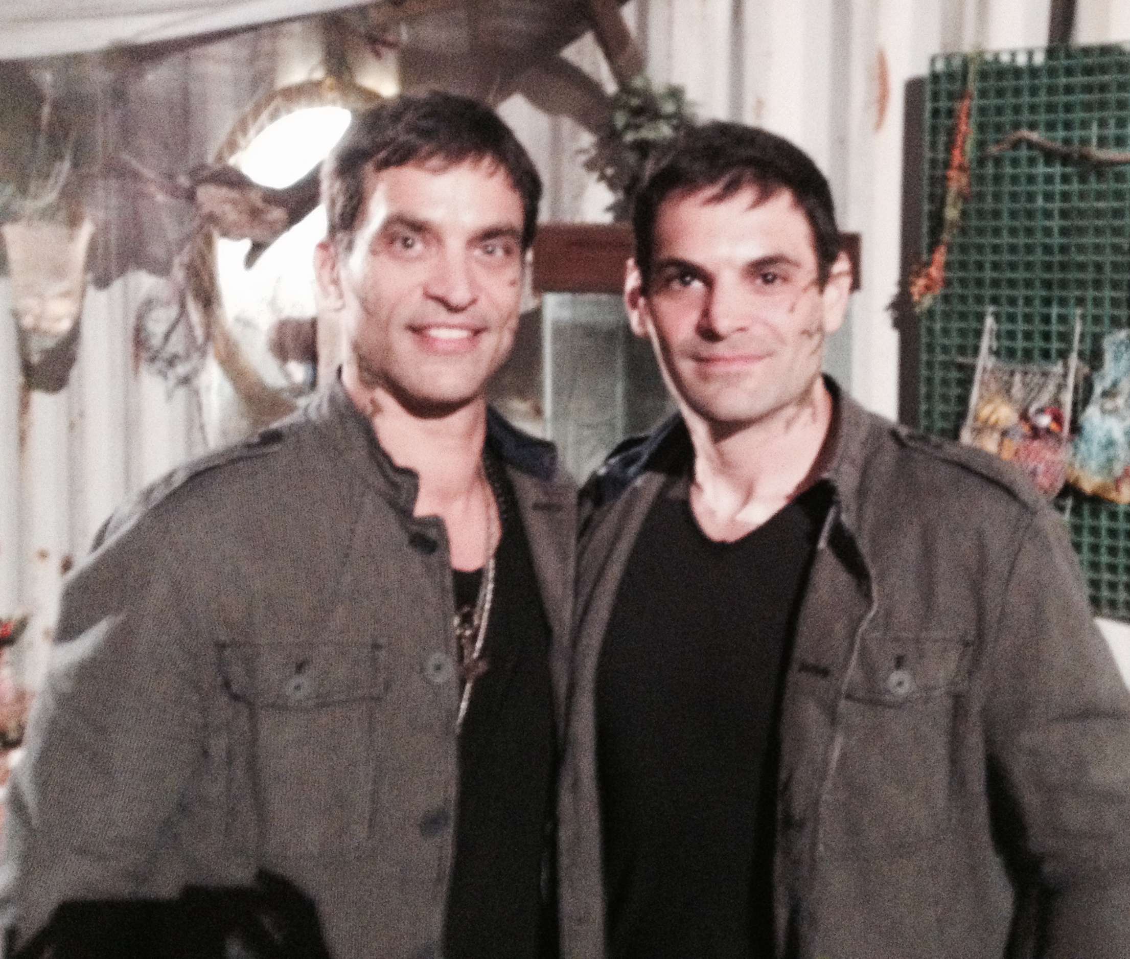 Doubling Johnathon Schaech on Star-Crossed.