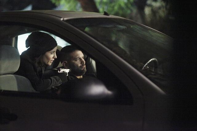 Still of Guillermo Díaz and Susan Pourfar in Scandal (2012)