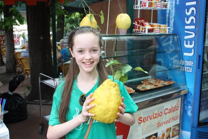 A giant lemon at a lemonade stand in Italy!