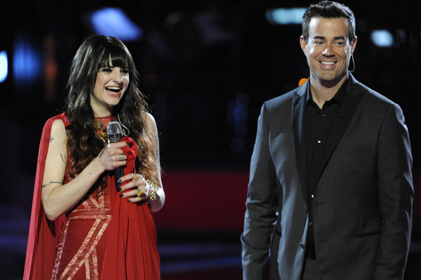 Still of Carson Daly and Juliet Simms in The Voice (2011)
