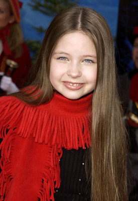 Daveigh Chase at event of The Santa Clause 2 (2002)