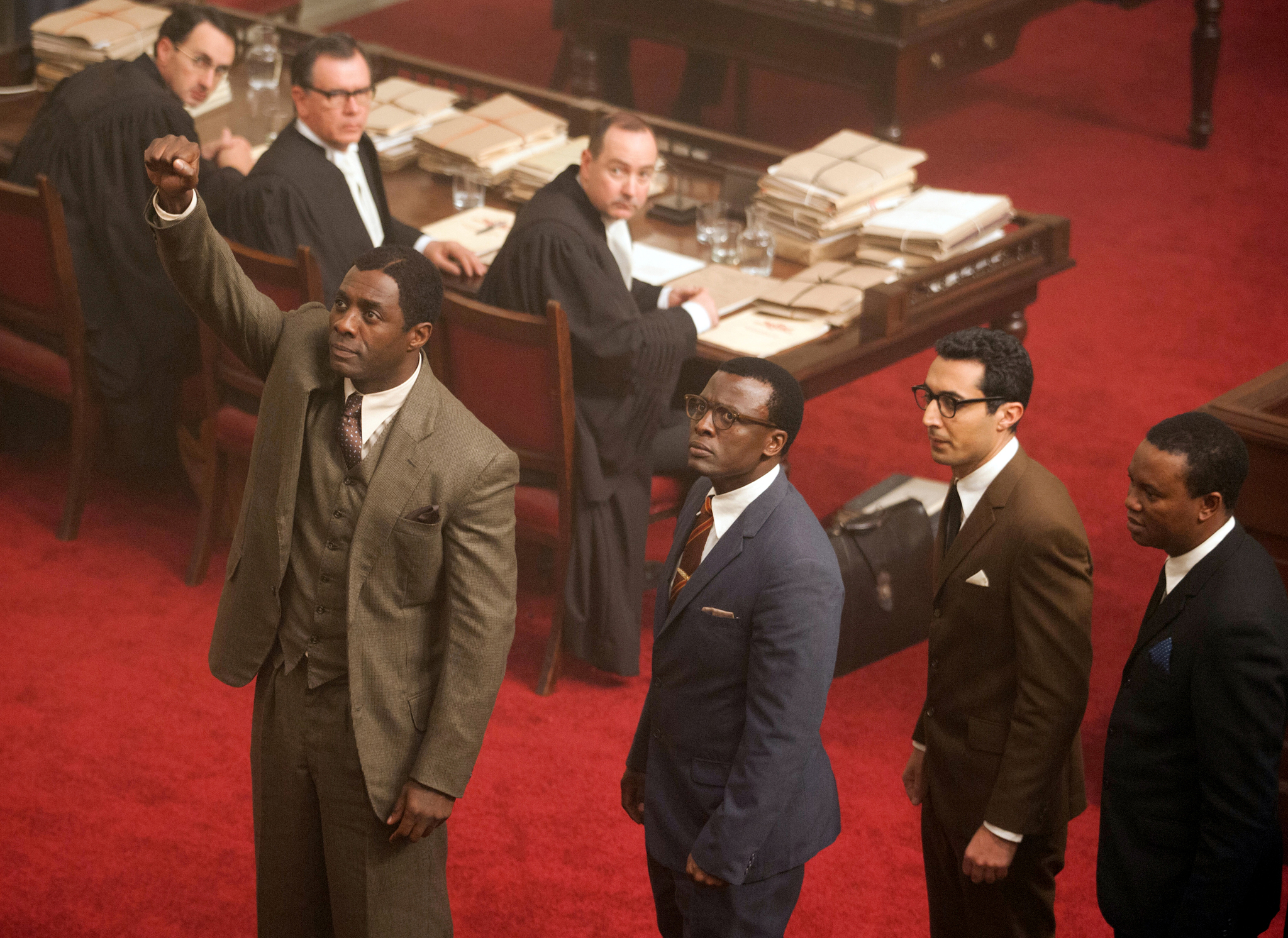 Still of Idris Elba, Tony Kgoroge, Riaad Moosa and Thapelo Mokoena in Mandela: ilgas kelias i laisve (2013)