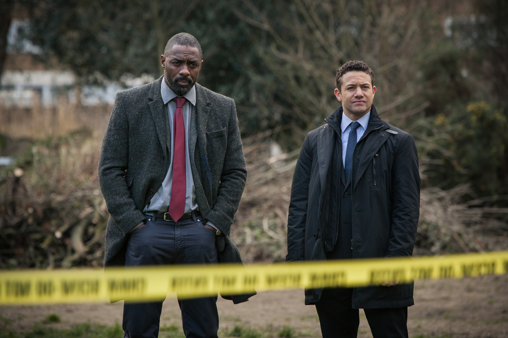Still of Idris Elba and Warren Brown in Luther (2010)