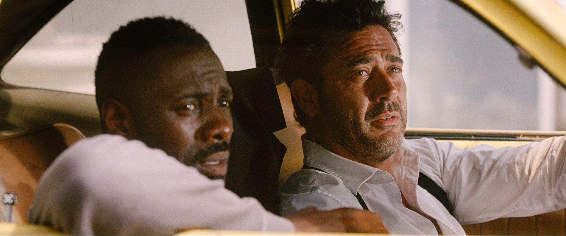Still of Idris Elba and Jeffrey Dean Morgan in The Losers (2010)