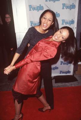 Tamera Mowry-Housley and Tia Mowry-Hardrict