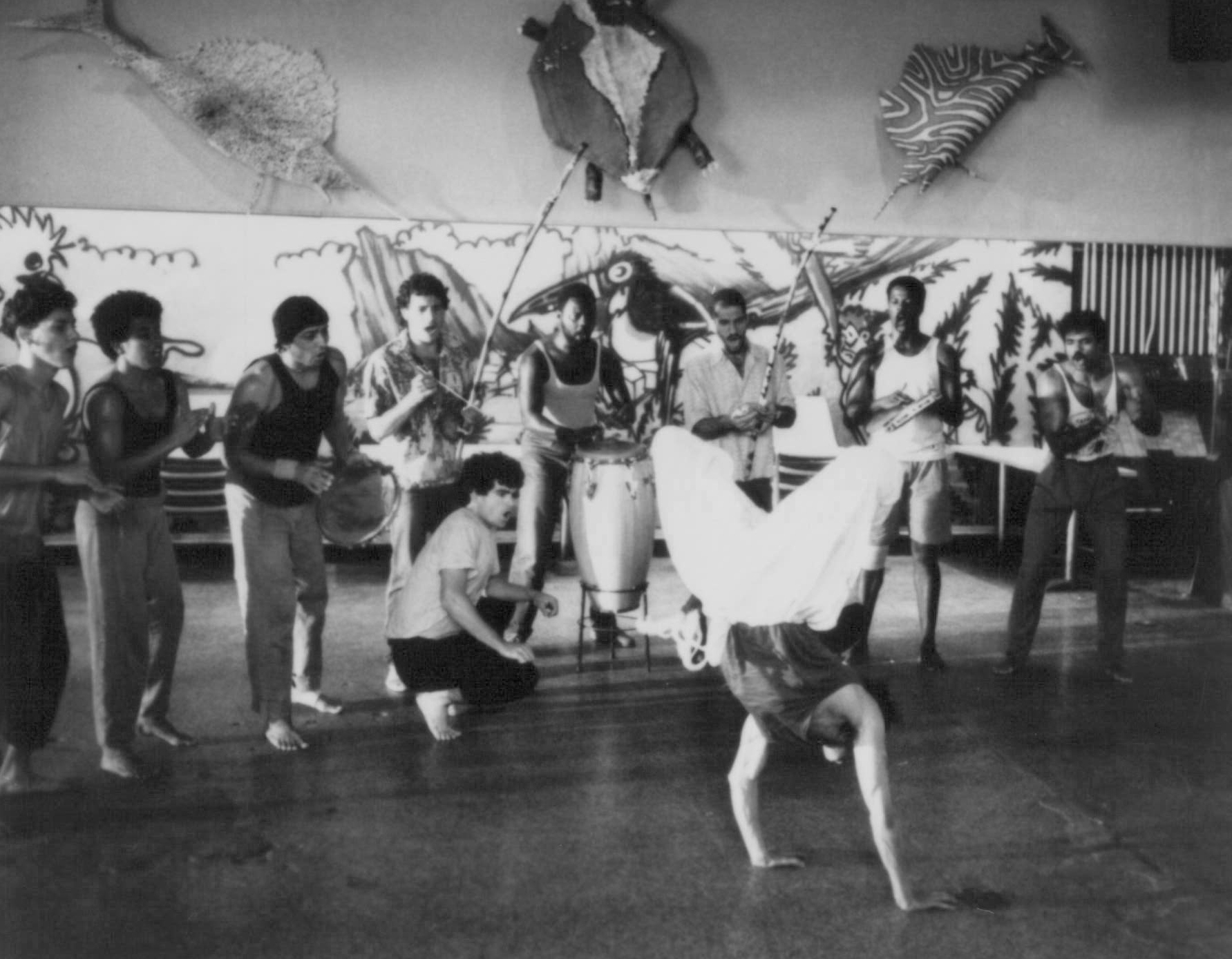 Still of Jason Gedrick, Troy Byer and Alexis Cruz in Rooftops (1989)