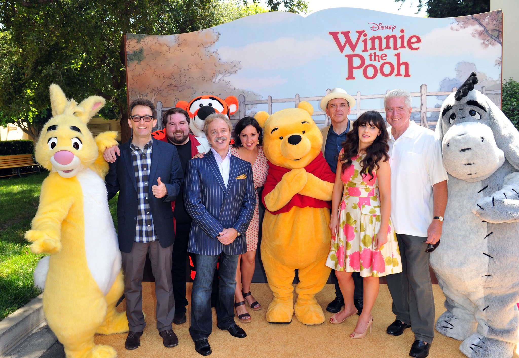 Jim Cummings, Zooey Deschanel, Craig Ferguson, Tom Kenny, Travis Oates, Huell Howser and Kristen Anderson-Lopez