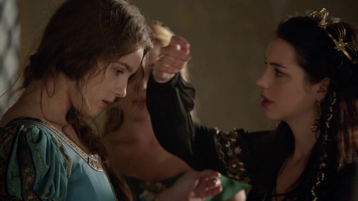 Still of Amy Forsyth and Adelaide Kane in Reign (2013)