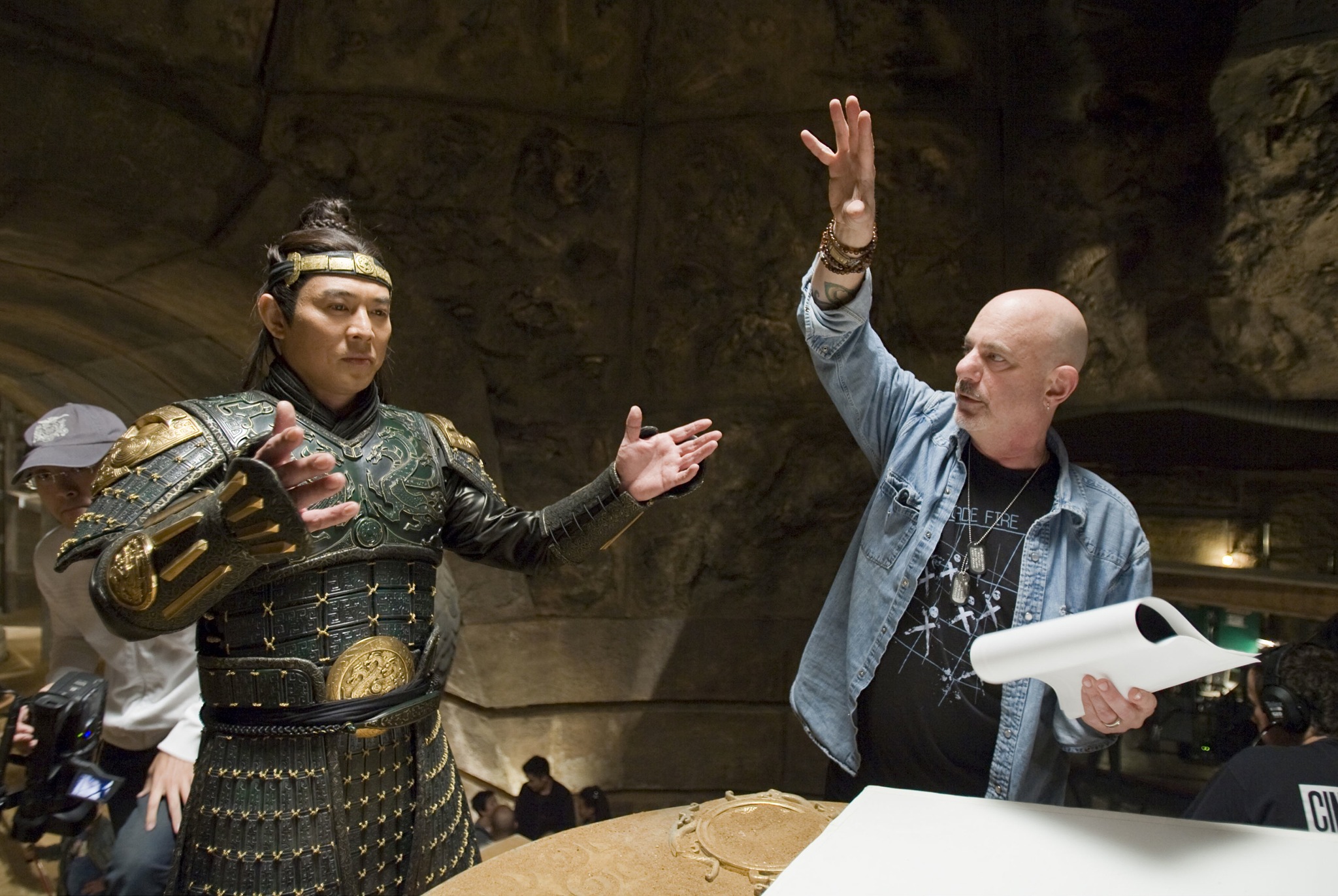 Still of Jet Li and Rob Cohen in Mumija: Drakono Imperatoriaus Kapas (2008)