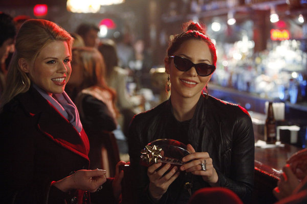 Still of Katharine McPhee and Megan Hilty in Smash (2012)