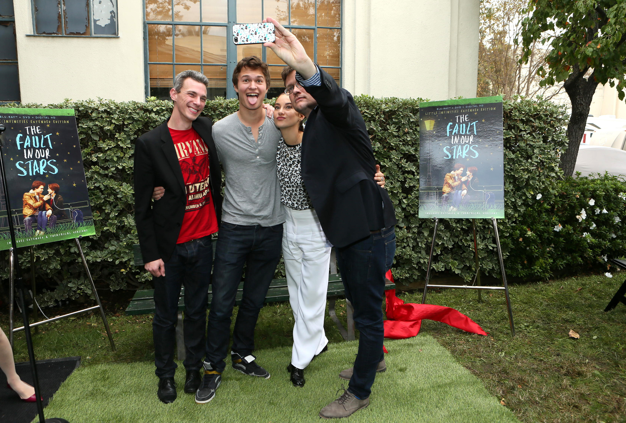 Shailene Woodley, Josh Boone, John Green and Ansel Elgort at event of Del musu likimo ir zvaigzdes kaltos (2014)