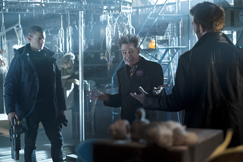 Still of Mark Hamill and Wentworth Miller in The Flash (2014)