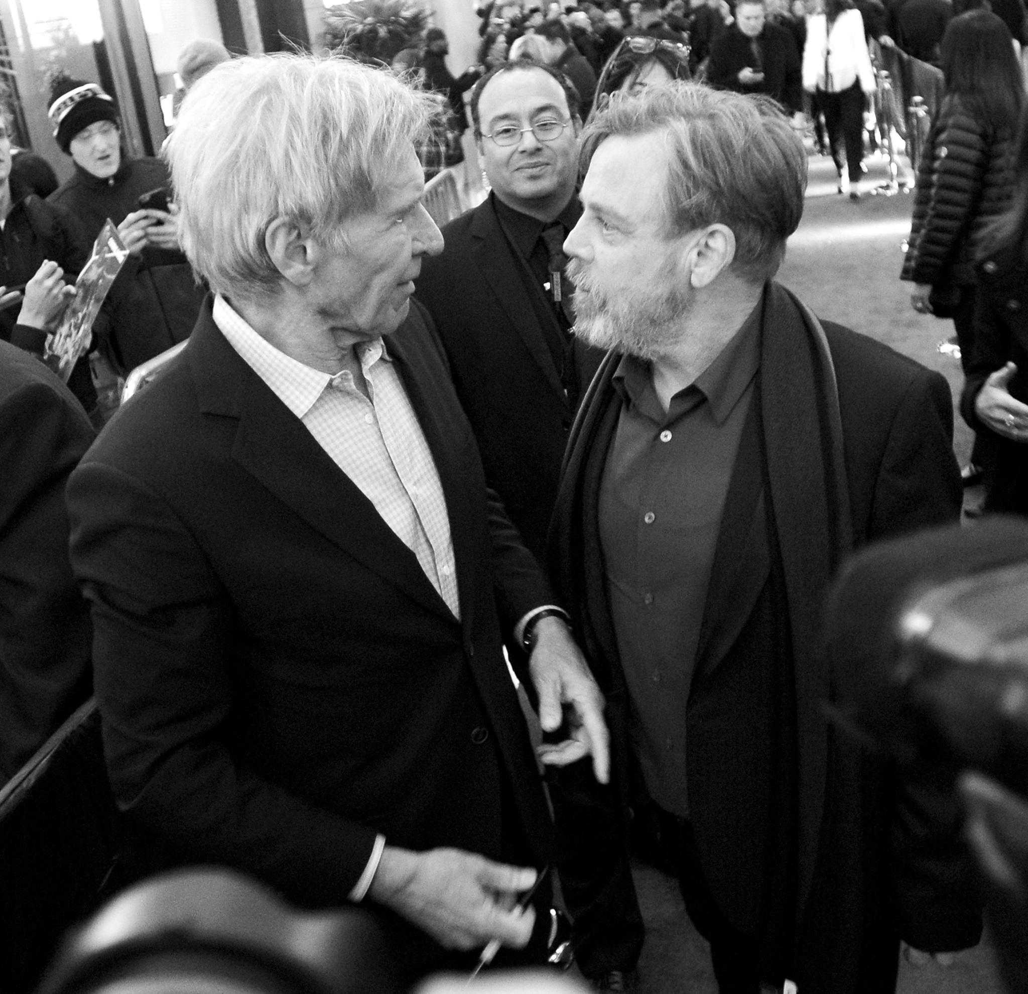 Harrison Ford and Mark Hamill at event of Zvaigzdziu karai: galia nubunda (2015)