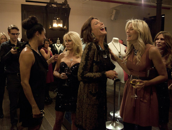 Still of Ramona Singer, LuAnn de Lesseps and Aviva Drescher in The Real Housewives of New York City (2008)