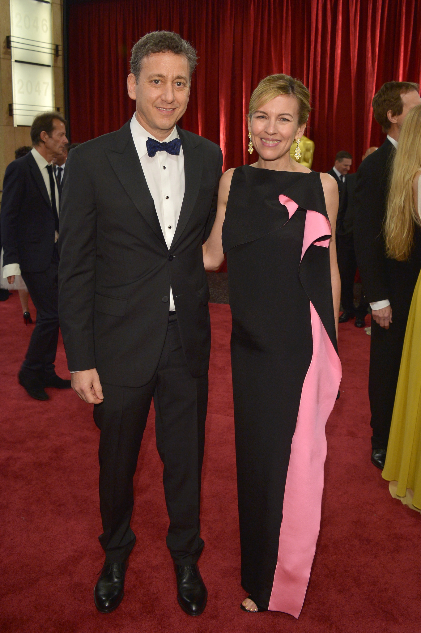 John Sloss and Bronwyn Cosgrave at event of The Oscars (2015)