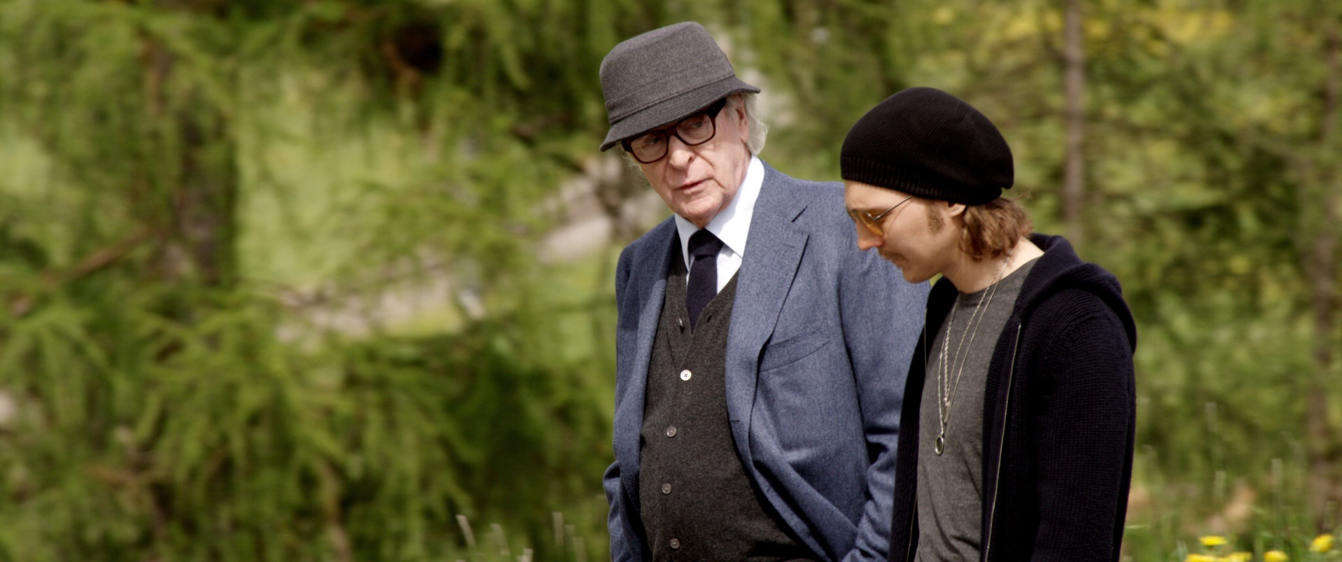 Still of Michael Caine and Paul Dano in Jaunyste (2015)