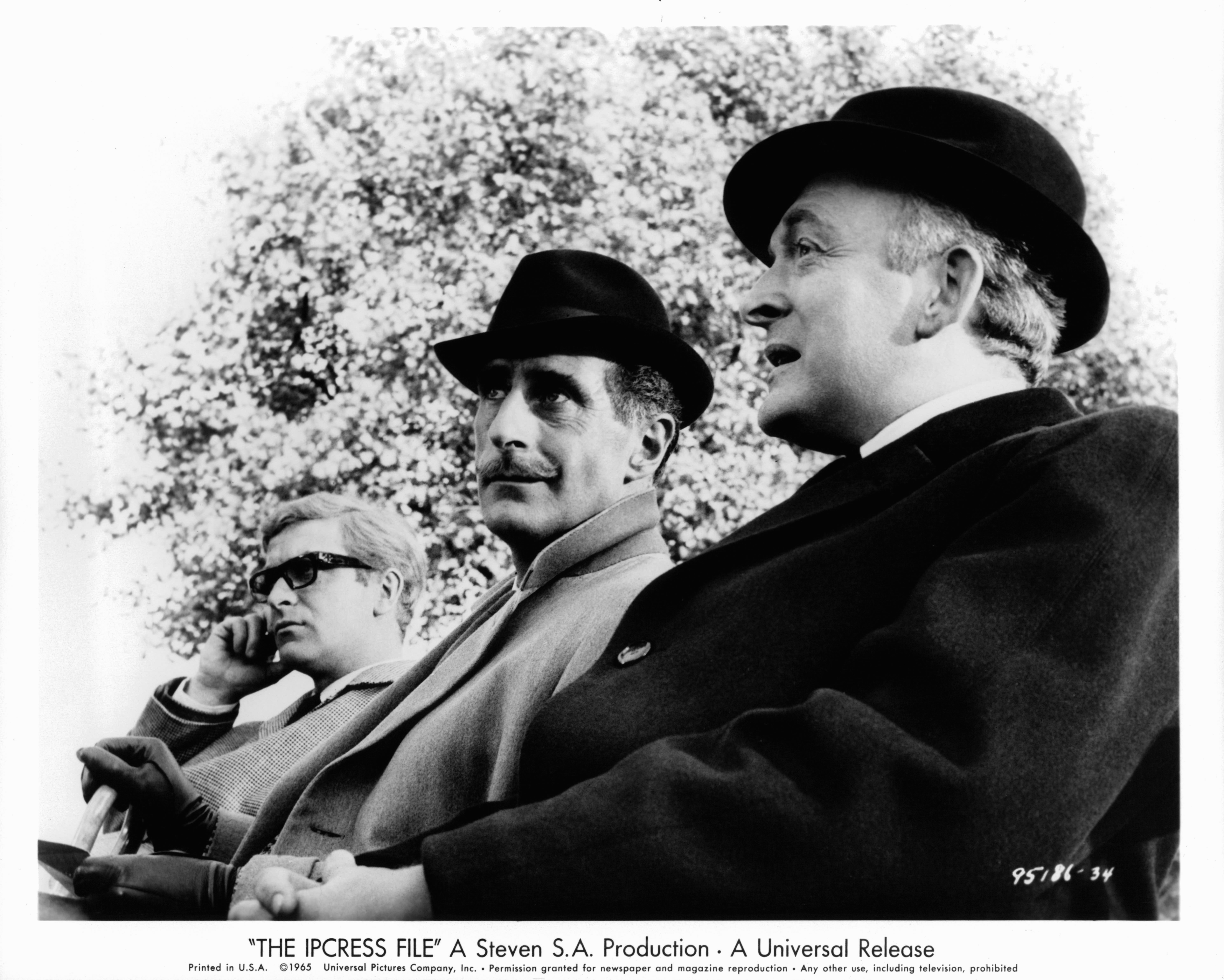 Still of Michael Caine, Frank Gatliff and Nigel Green in The Ipcress File (1965)