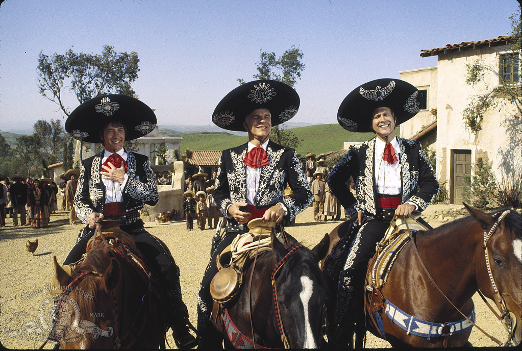 Still of Steve Martin, Chevy Chase and Martin Short in ¡Three Amigos! (1986)