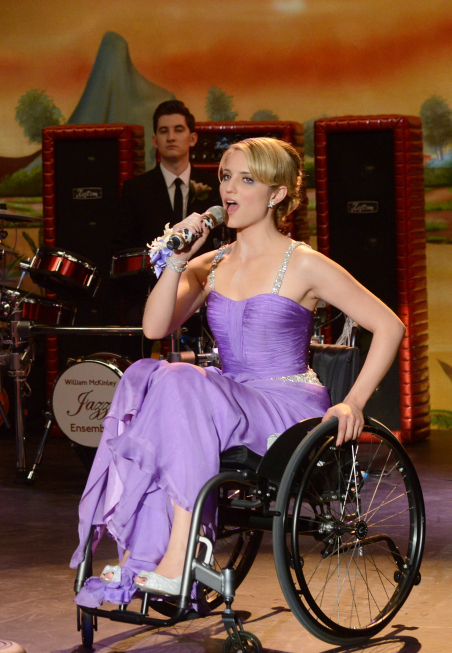 Still of Dianna Agron in Glee (2009)