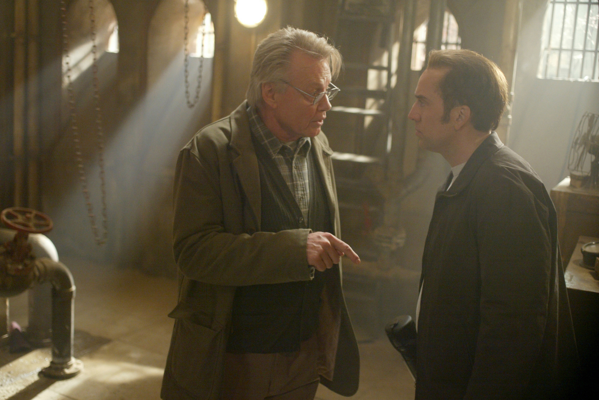 Still of Nicolas Cage and Jon Voight in National Treasure (2004)