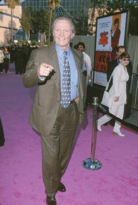 Jon Voight at event of Austin Powers: The Spy Who Shagged Me (1999)