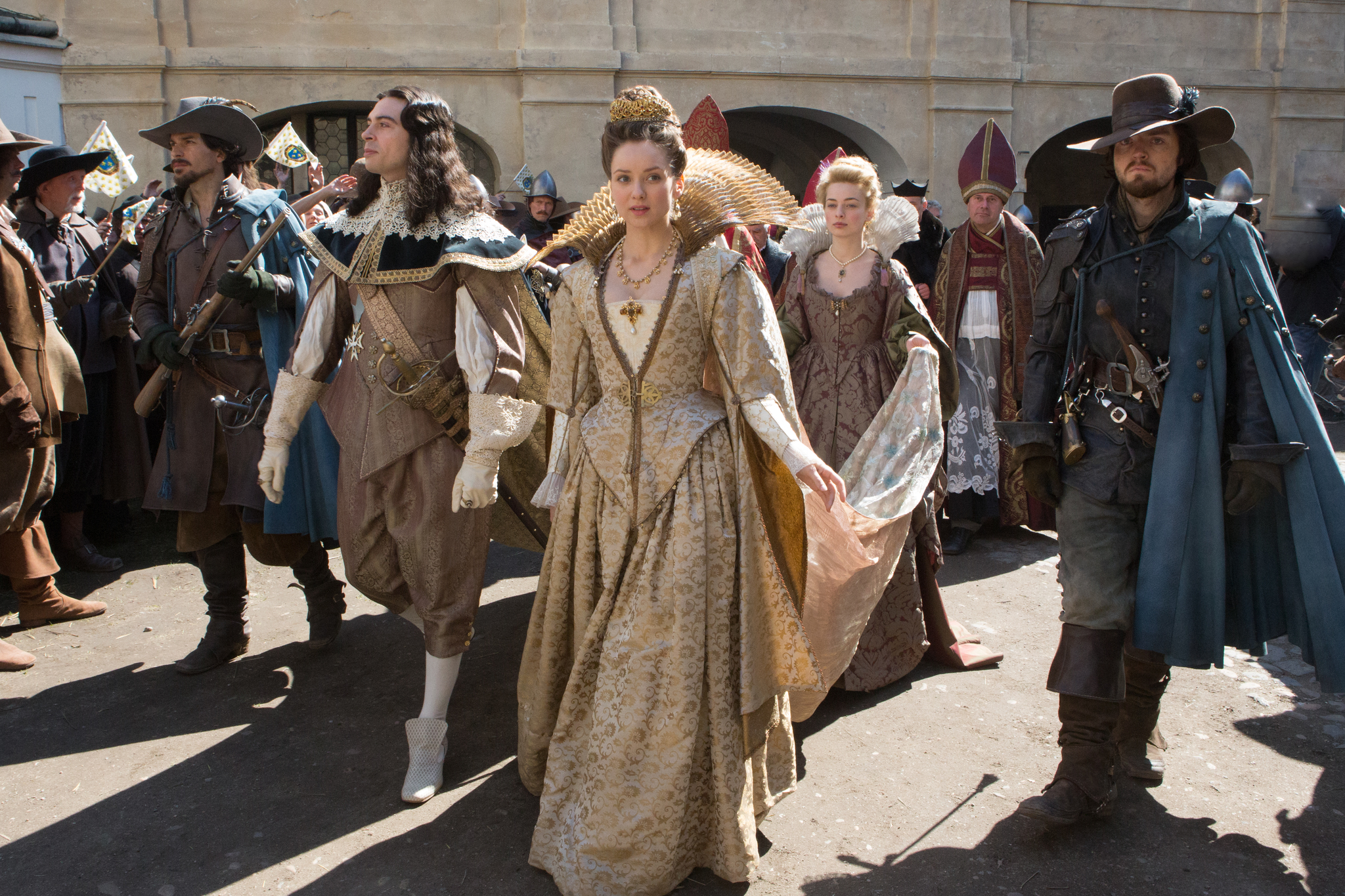Still of Ryan Gage, Louis Ryan and Alexandra Dowling in The Musketeers (2014)