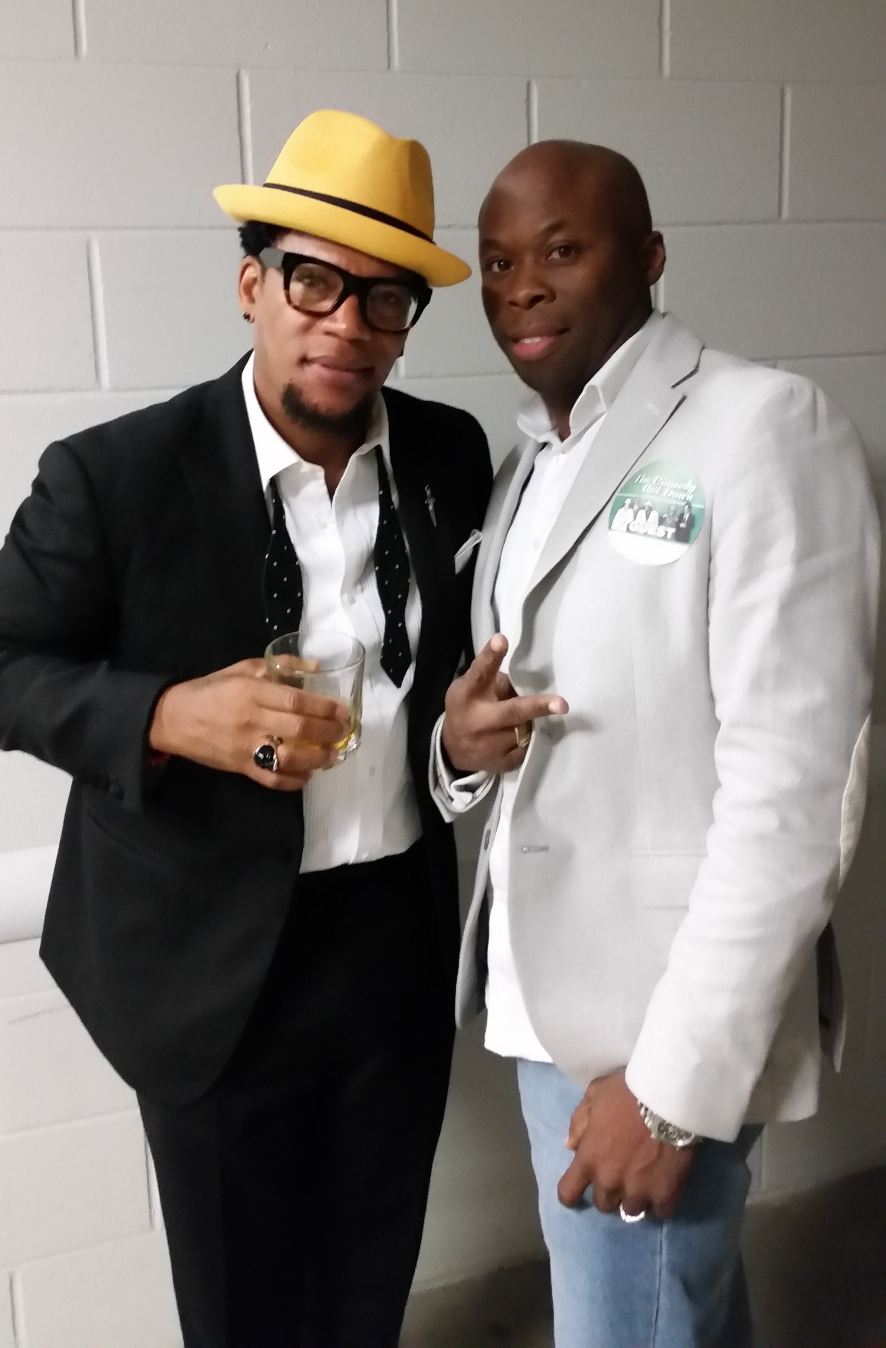 Still of D.L. Hughley and Colin Alwin Harris