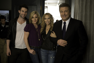 Still of Alec Baldwin, Sheryl Crow, Jane Krakowski and Adam Levine in 30 Rock (2006)